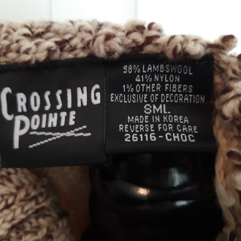 Crossing Pointe Patch Sweater - Size Sml - image 6